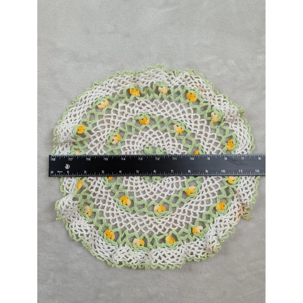 VTG Handmade Crochet Floral Doily Round White Green Yellow 12‎ Inch Cottagecore